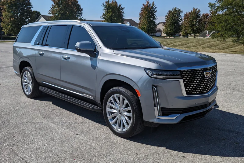 2023 Cadillac Escalade ESV