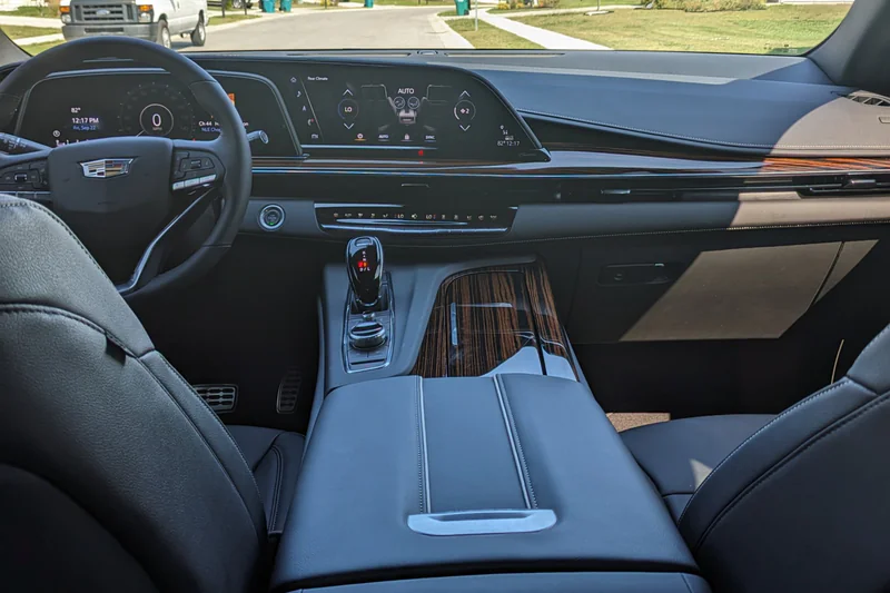 2023 Cadillac Escalade ESV
