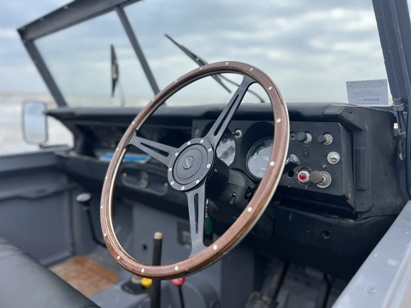 1976 Land Rover Series III 5