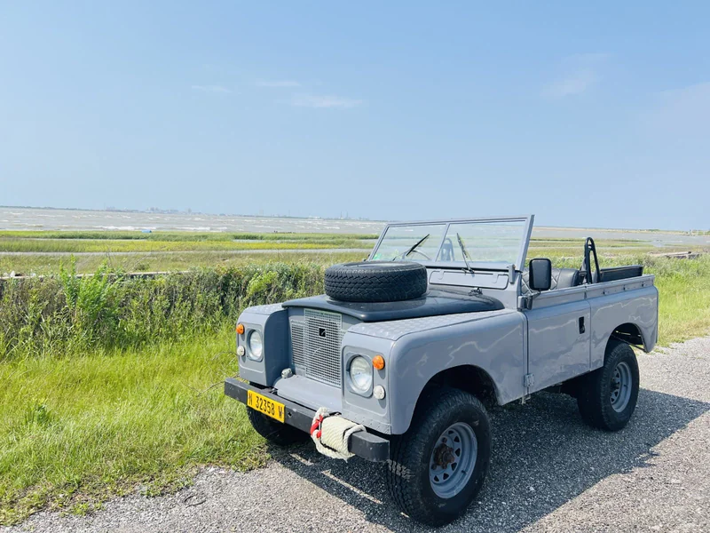 1976 Land Rover Series III 3