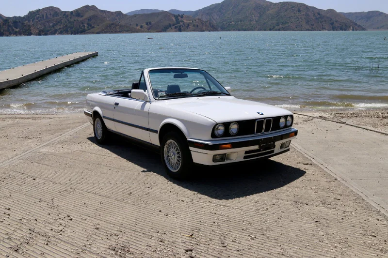 1991 BMW 325i Base 5