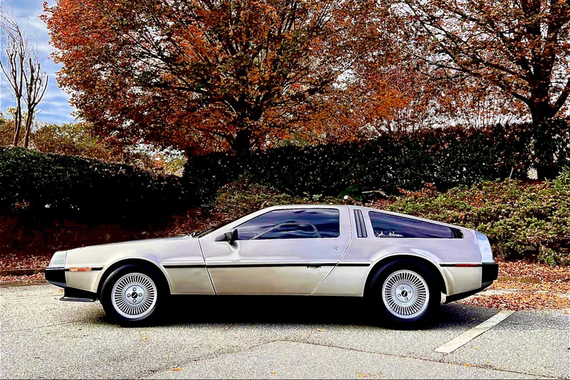 1983 DeLorean Dmc-12