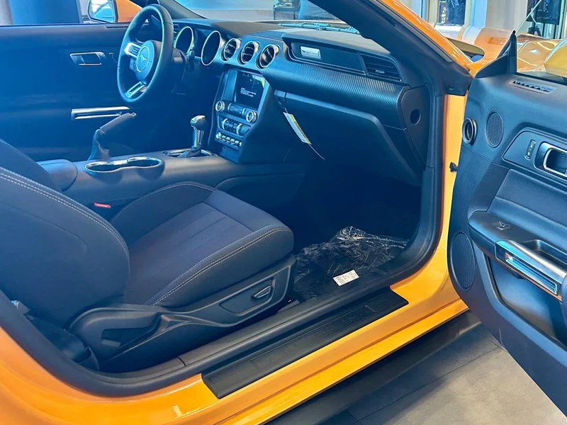 2022 Ford Mustang Mustang 5