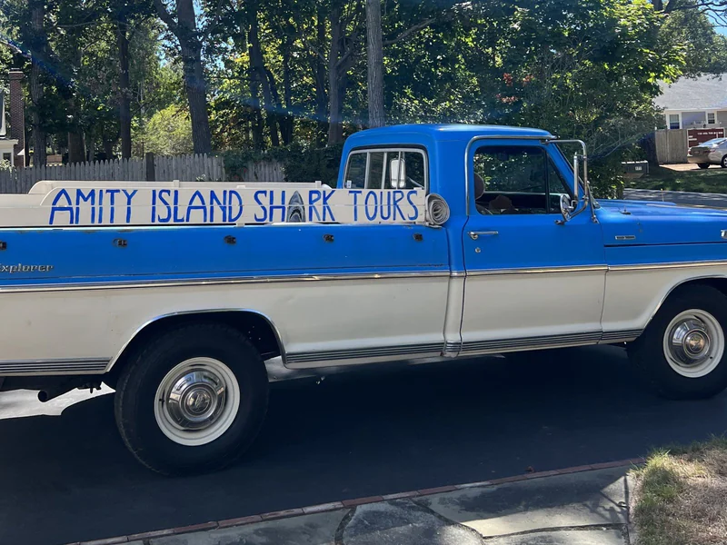 1972 Ford F250 Camper Special 9