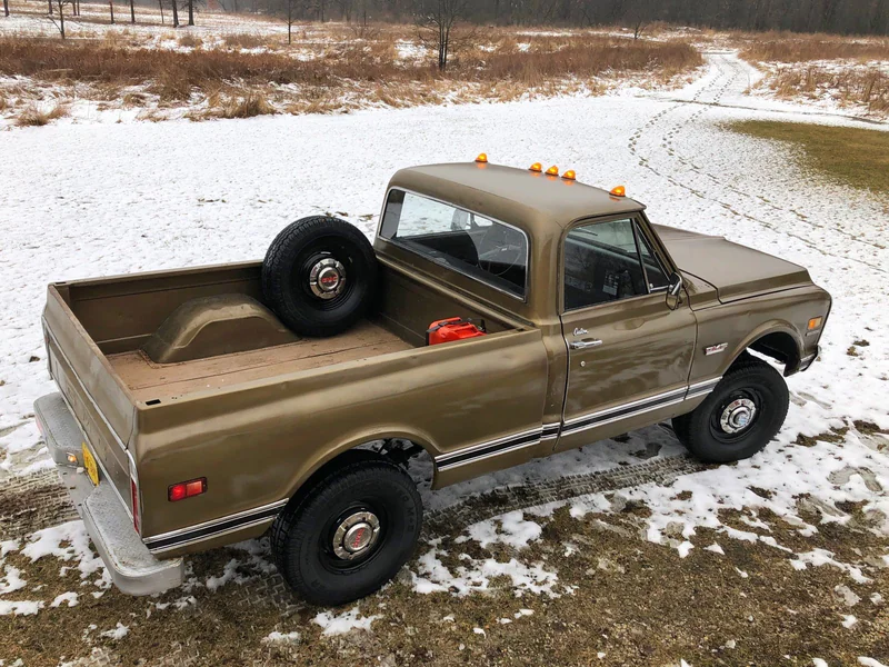 1970 GMC K1500 1/2 Ton 12