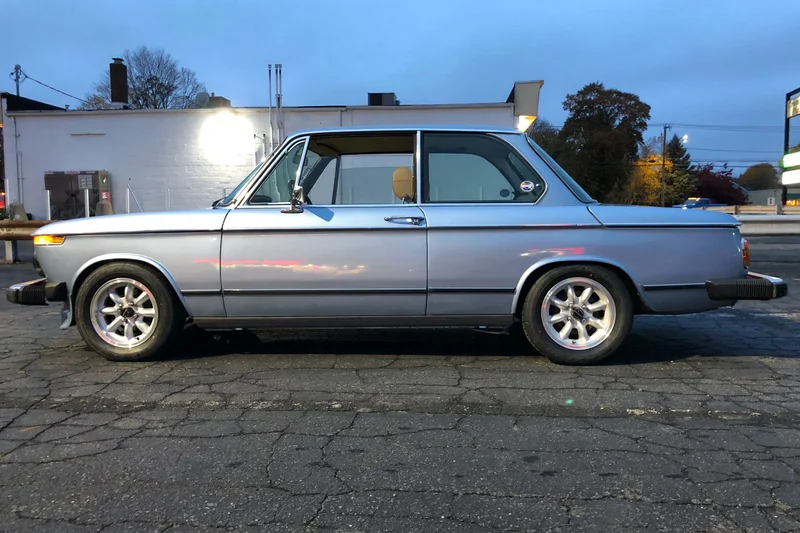 1975 BMW 2002