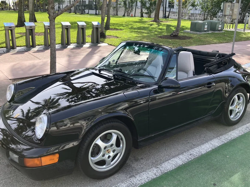 1993 Porsche 911 Carrera 2 12