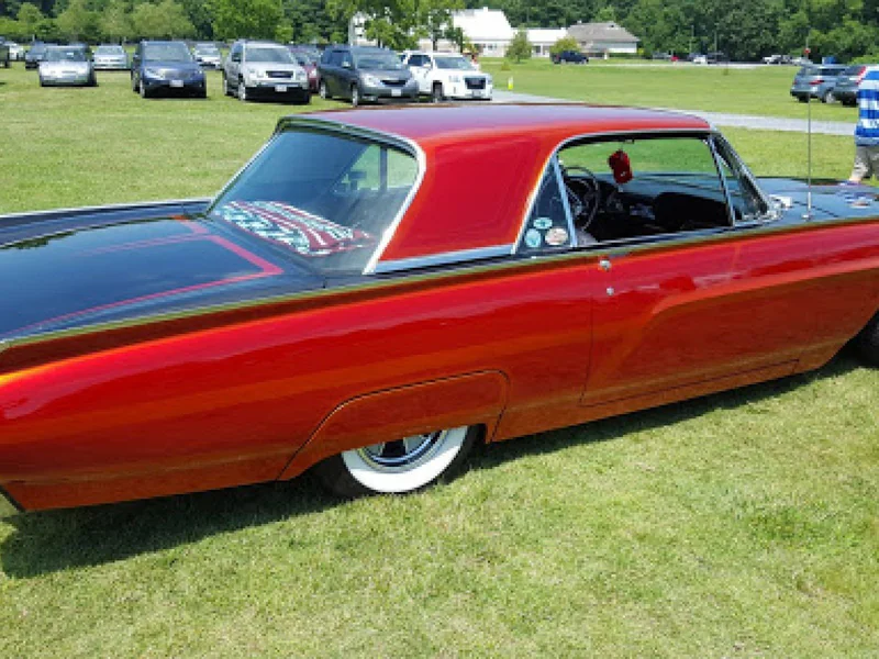1963 Ford Thunderbird