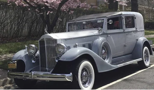 1933 Packard Phantom 4