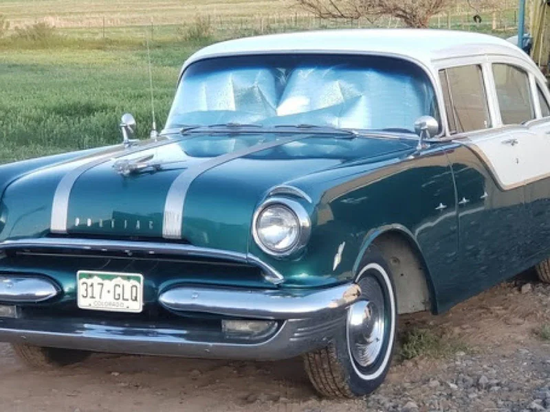 1955 Pontiac Starchief 10