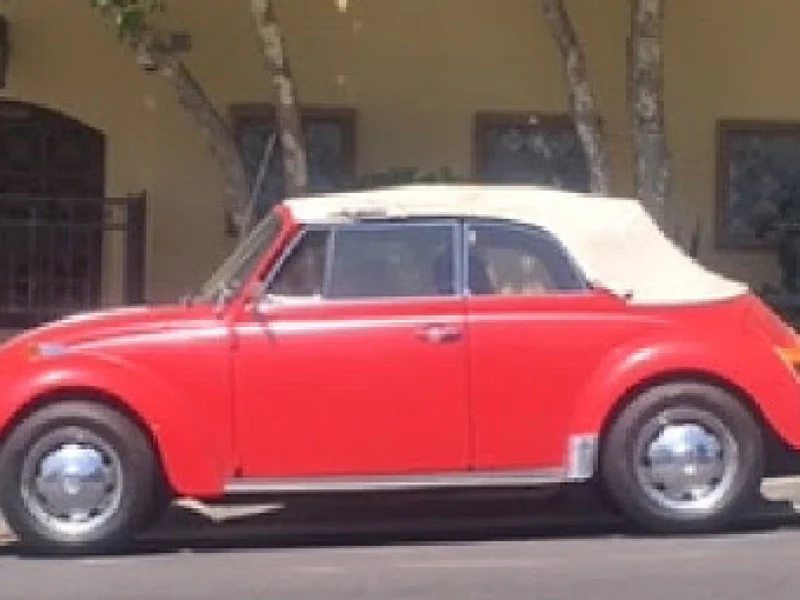 1979 Volkswagen Super Beetle Convertible 2
