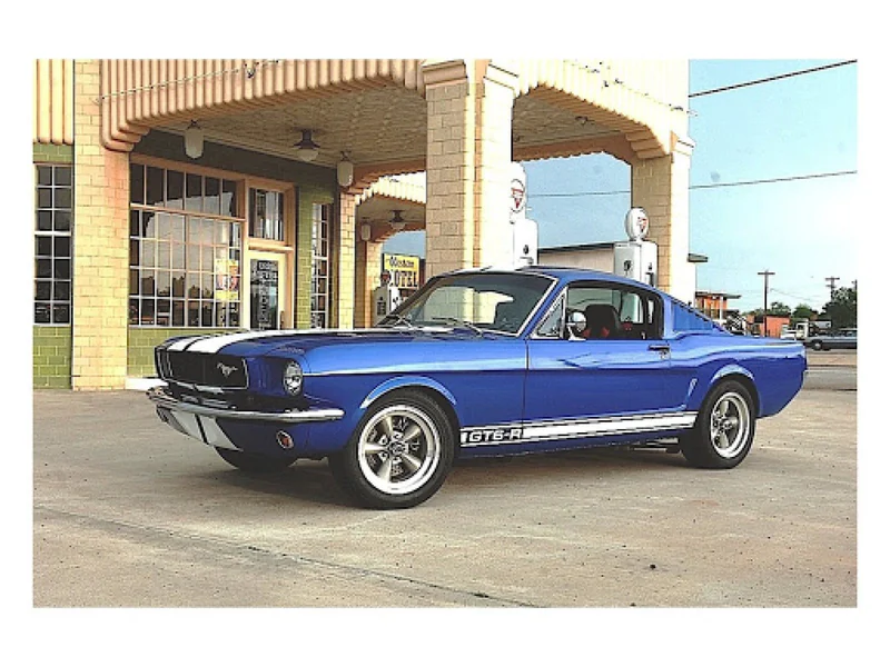 1965 Ford Mustang Fastback 2