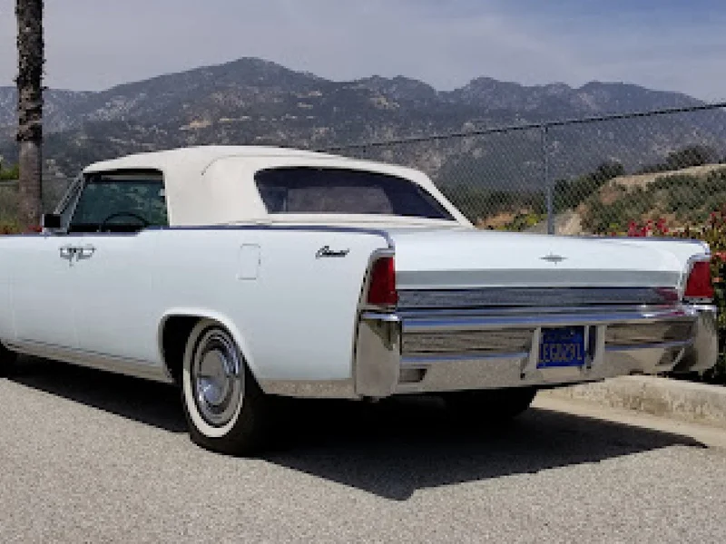1964 Lincoln Continental 2