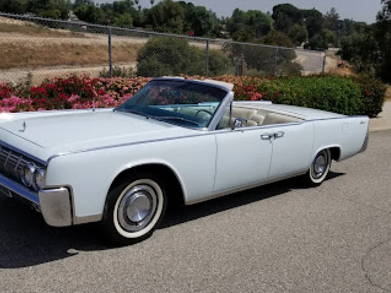 1964 Lincoln Continental 4
