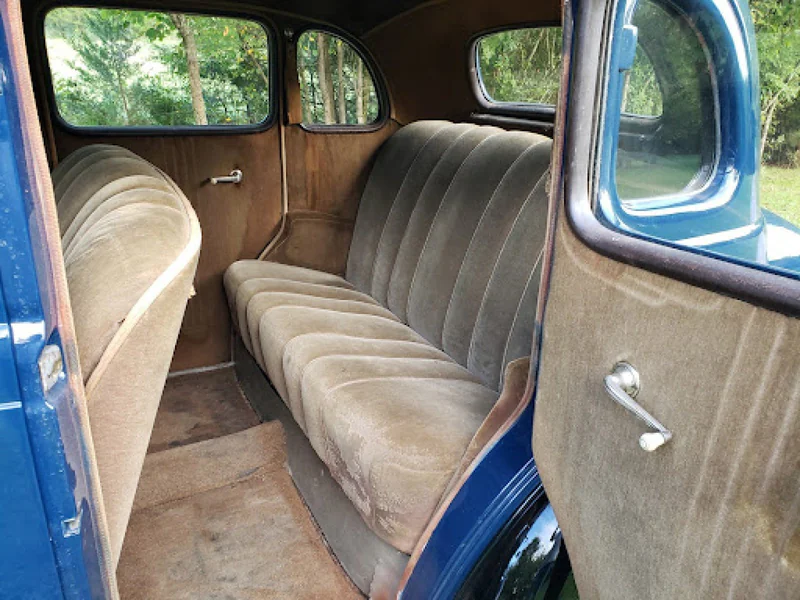 1935 Plymouth Sedan 7