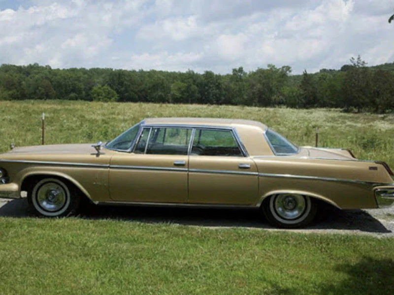 1963 Chrysler Imperial in Lebanon 3