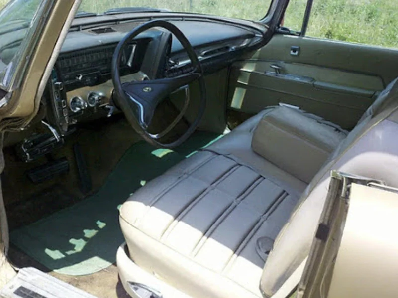 1963 Chrysler Imperial in Lebanon 5