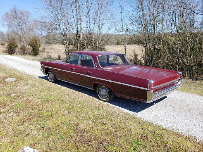 1963 Pontiac Starchief 2