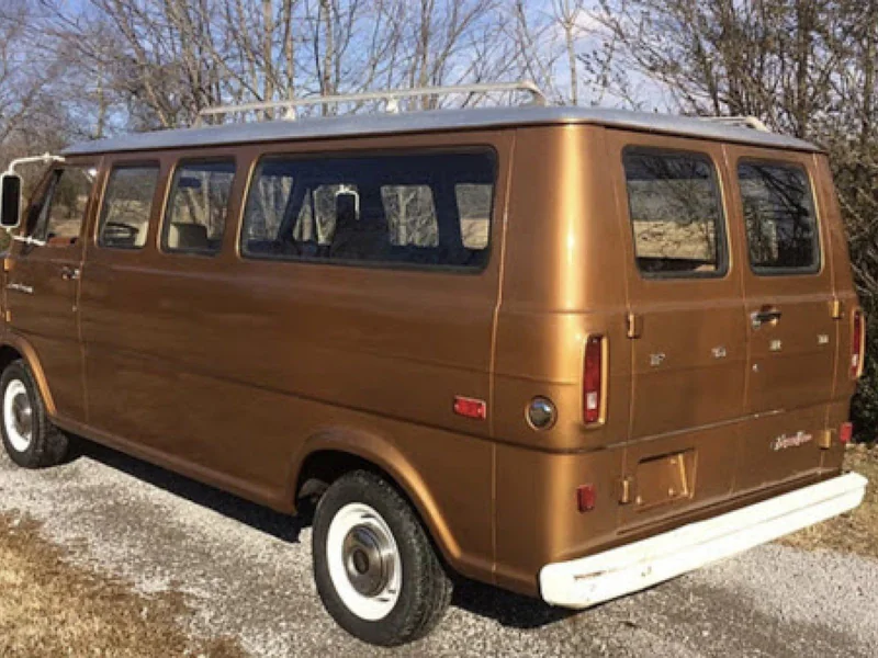 1970 Ford Super Van 3