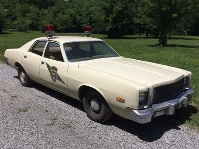 1975 Plymouth Fury 4