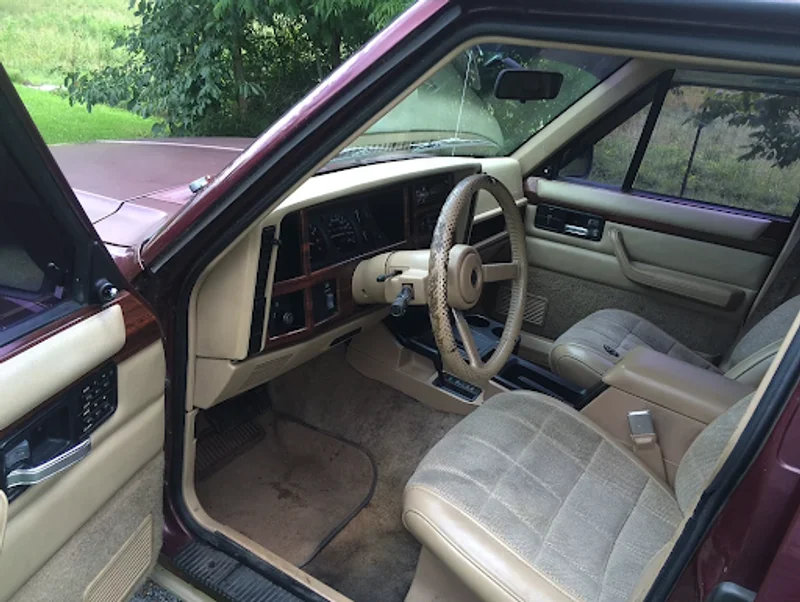 1992 Jeep Cherokee 4