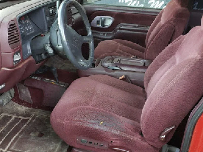 1995 Chevrolet Pickup 3