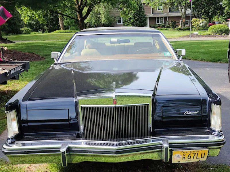 1977 Lincoln Mark V 2