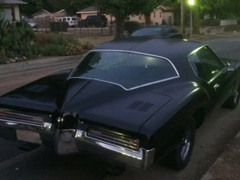1971 Buick Riviera in Pasadena 5