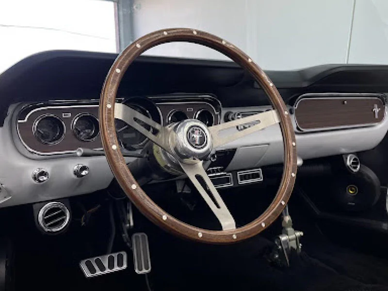 1965 Ford Mustang 6