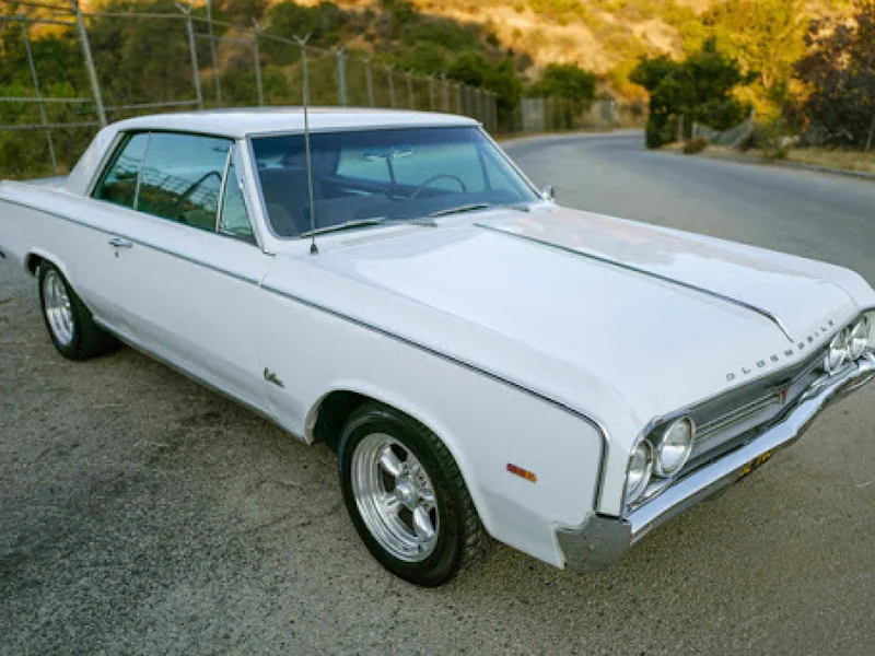 1964 Oldsmobile Cutlass 442 33