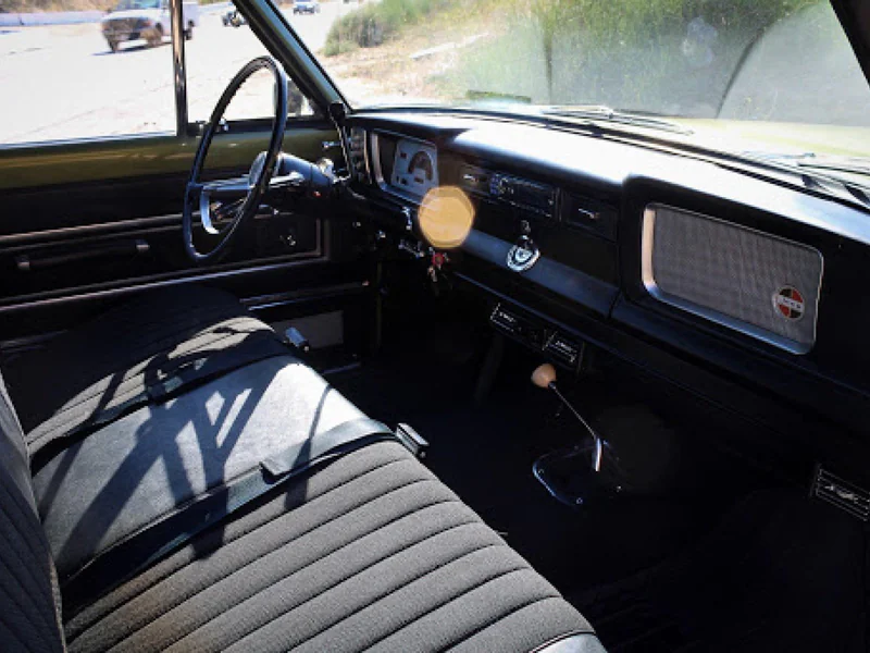 1970 Jeep Wagoneer 7