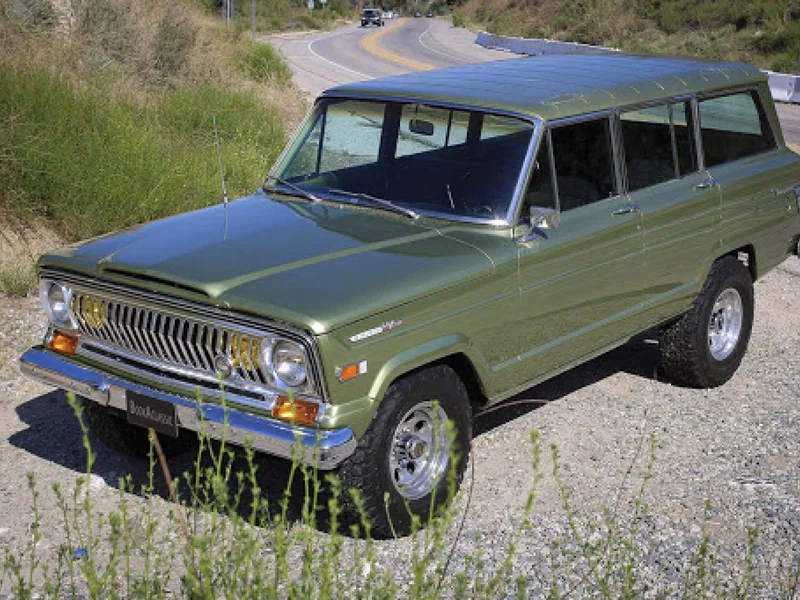 1970 Jeep Wagoneer 8