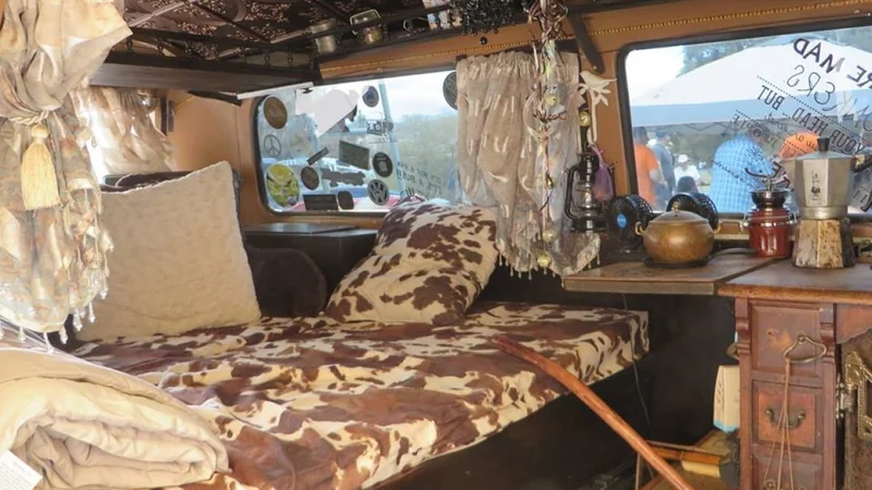 1970 Volkswagen Transporter (Van) 7