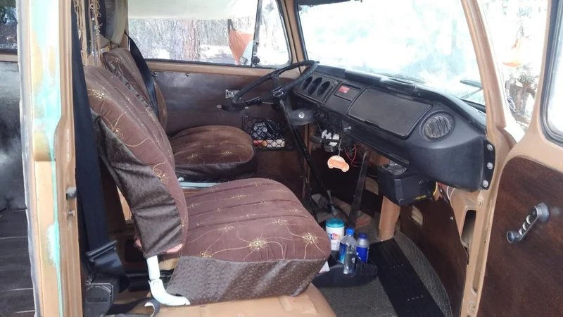 1970 Volkswagen Transporter (Van) 9