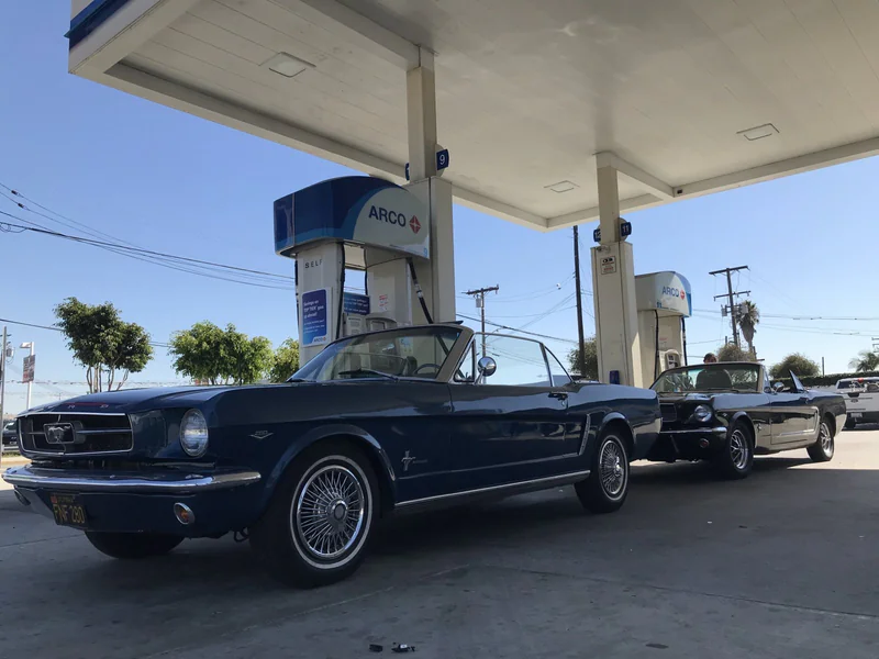 1964 Ford Mustang 4