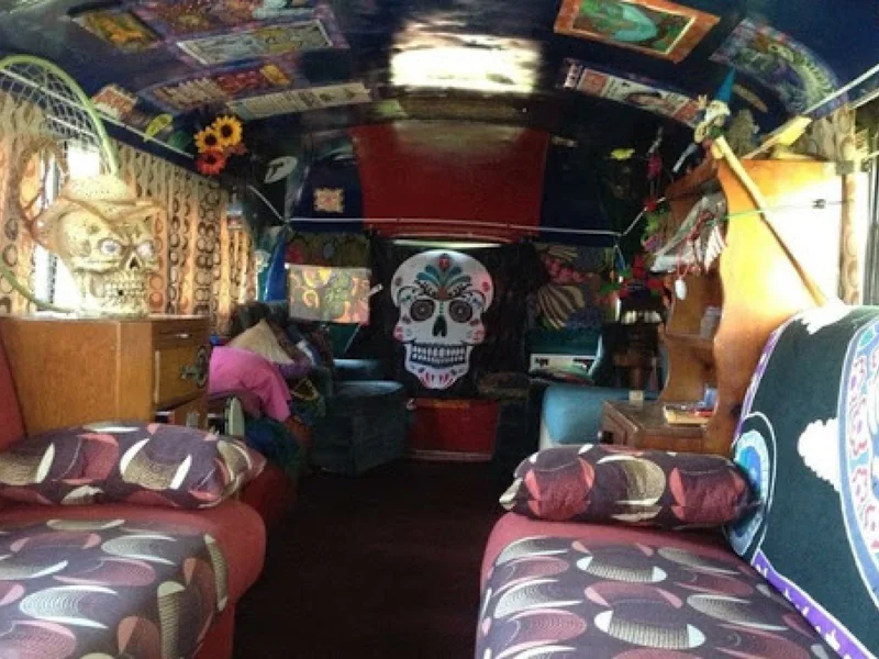 1948 Chevrolet Bus 3