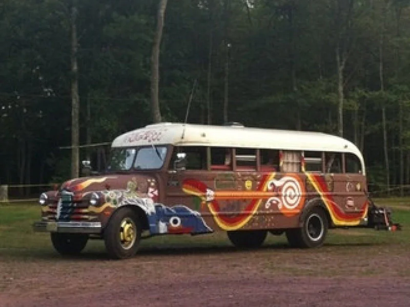 1948 Chevrolet Bus 4