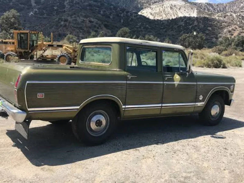 1973 International Wagonmaster 5