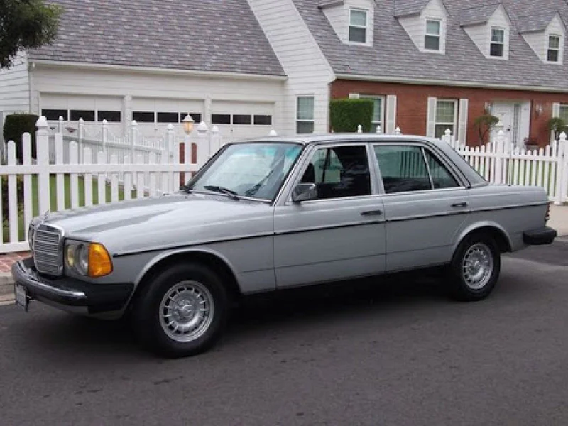 1985 Mercedes-Benz 300D Turbo 25