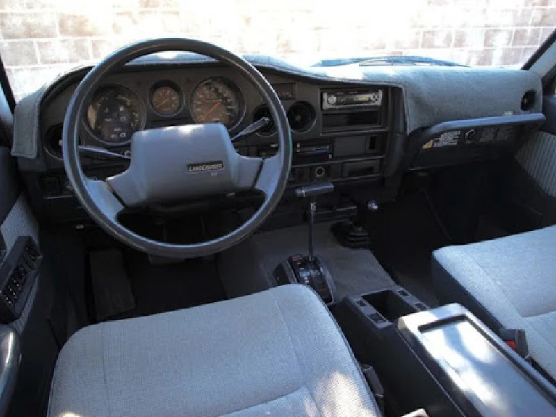 1989 Toyota Land Cruiser FJ62 9