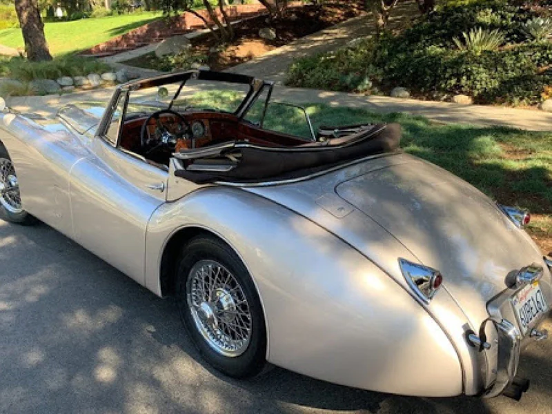 1954 Jaguar XK120 Drop Head Coupe 3