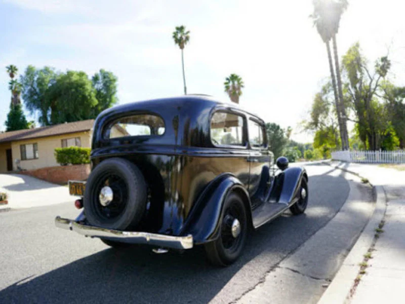 1934 Chevrolet Tudor 16