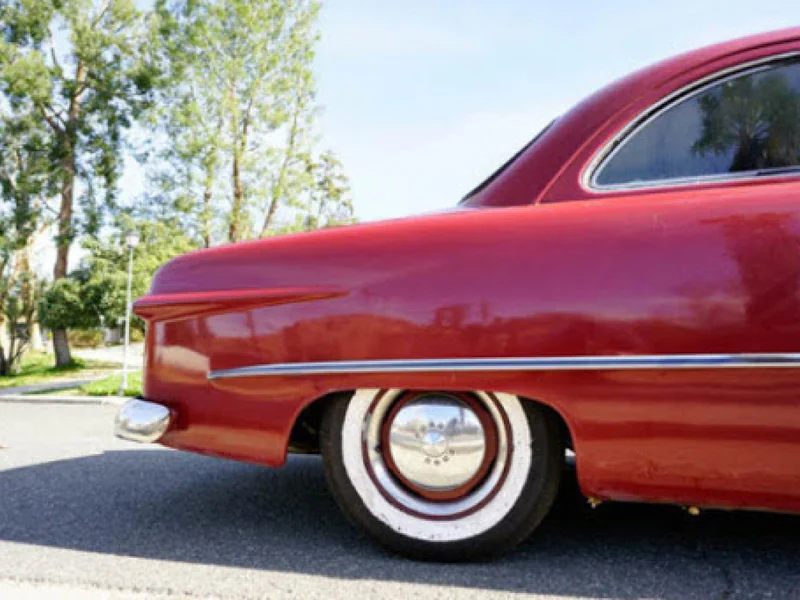 1949 Ford Coupe 10