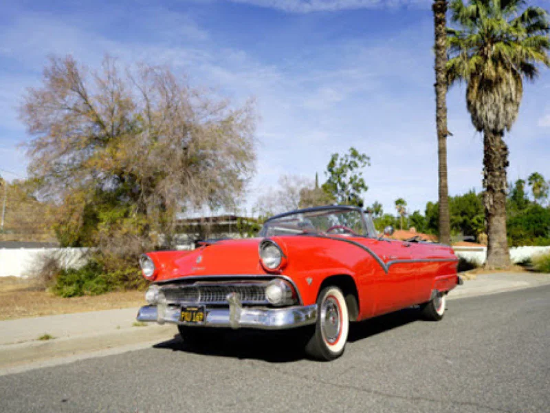 1955 Ford Sunliner