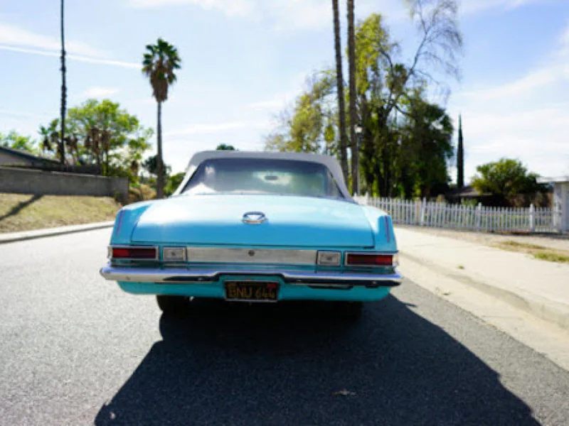 1963 Plymouth Valiant 13