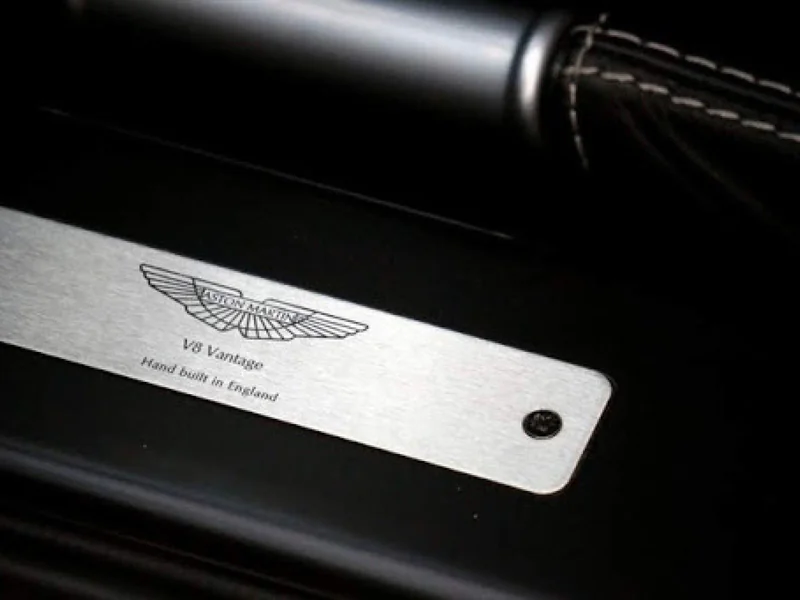 2007 Aston Martin V8 Vantage 9