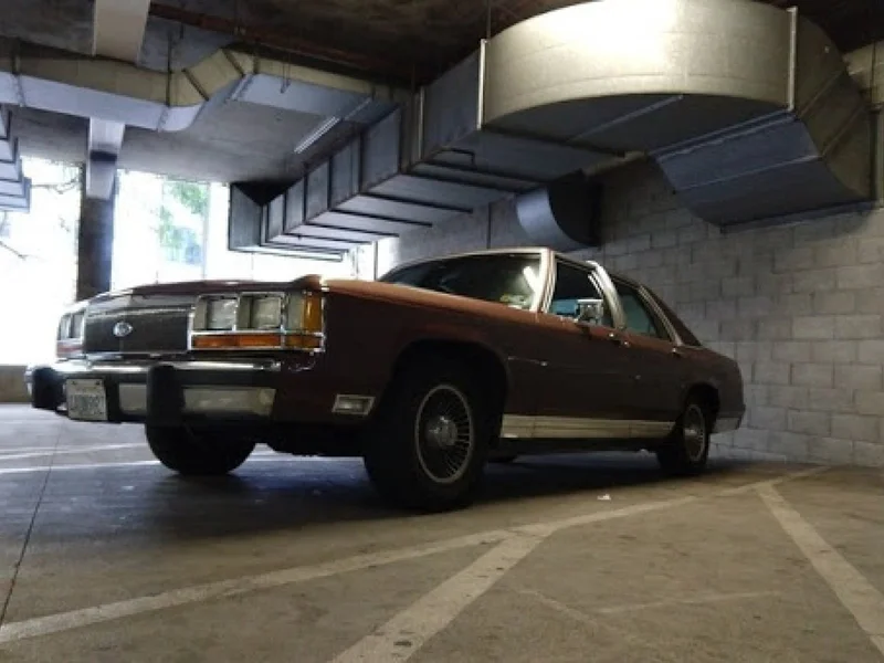 1990 Ford LTD Crown Victoria LX 5