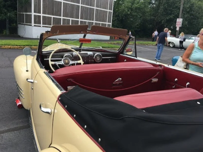 1941 Cadillac Series 62 Convertible 10