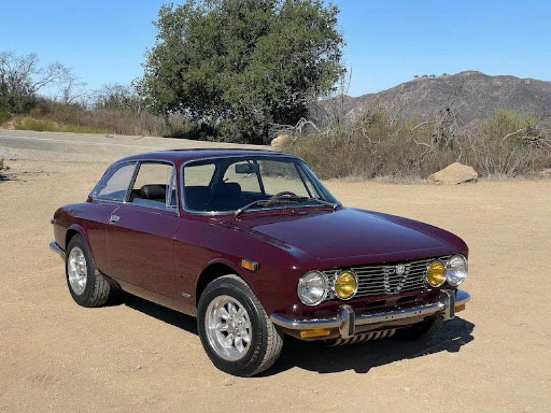 1972 Alfa Romeo Gtv 2000 3
