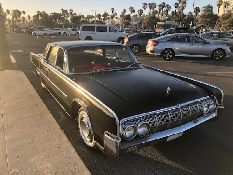 1964 Lincoln Continental 4